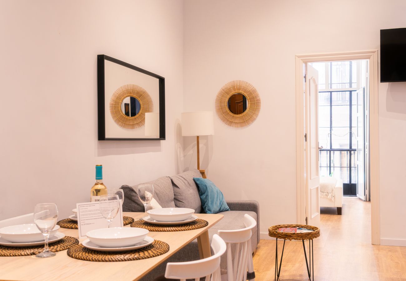 Apartment in Seville - Optimum Rincón del Almirante